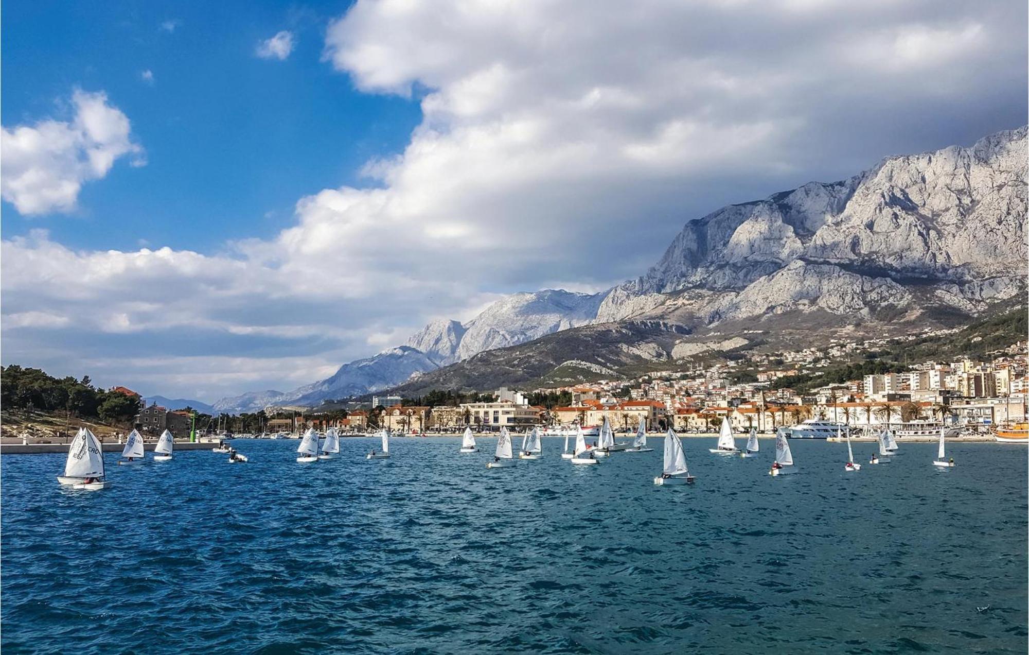 Amazing Apartment In Makarska With Wifi Esterno foto